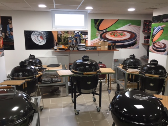 Grill üzlet és bemutatóterem