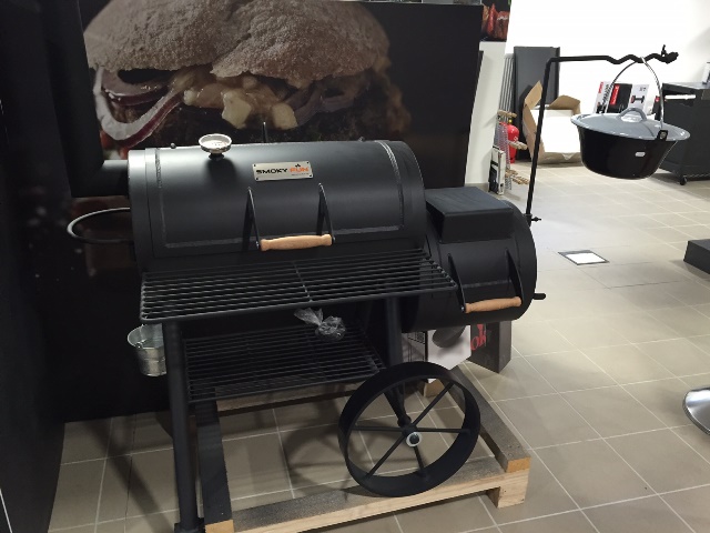 Grill üzlet és bemutatóterem